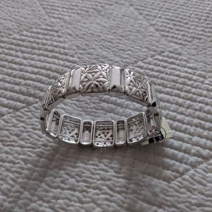 ⚡3 for $20⚡"Silver" bracelet